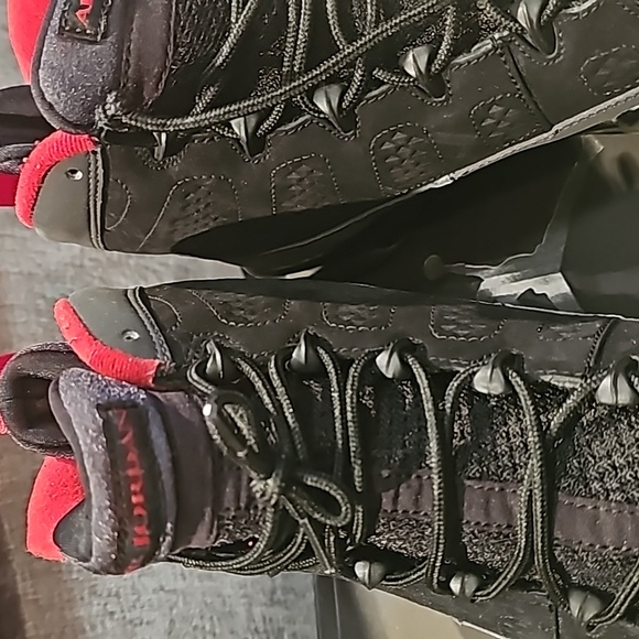 Air Jordan 9 Retro - Picture 7 of 8